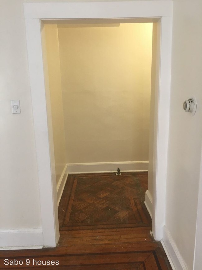 Foto del edificio - 189 N Munn Ave