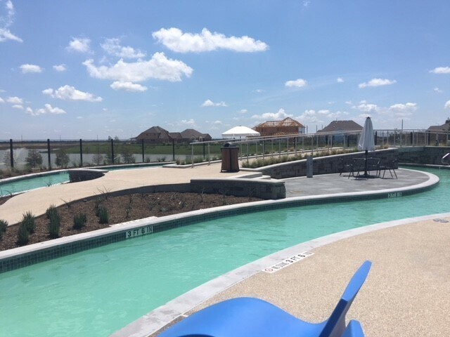 Foto del edificio - 2534 Blazing Star Dr