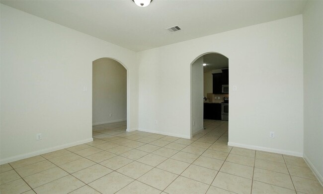 Building Photo - 20559 Iron Seat Dr