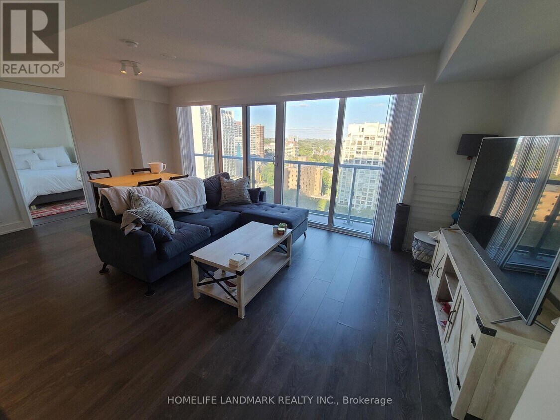 Photo principale - 89-1589 McGill St