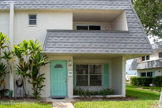 Building Photo - 432 Dove Ln