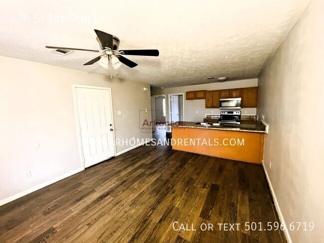 Foto del edificio - 630 S 1st St