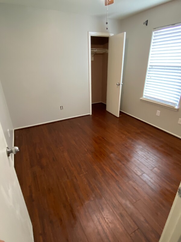 Foto del edificio - 504 Pine Cluster Ct