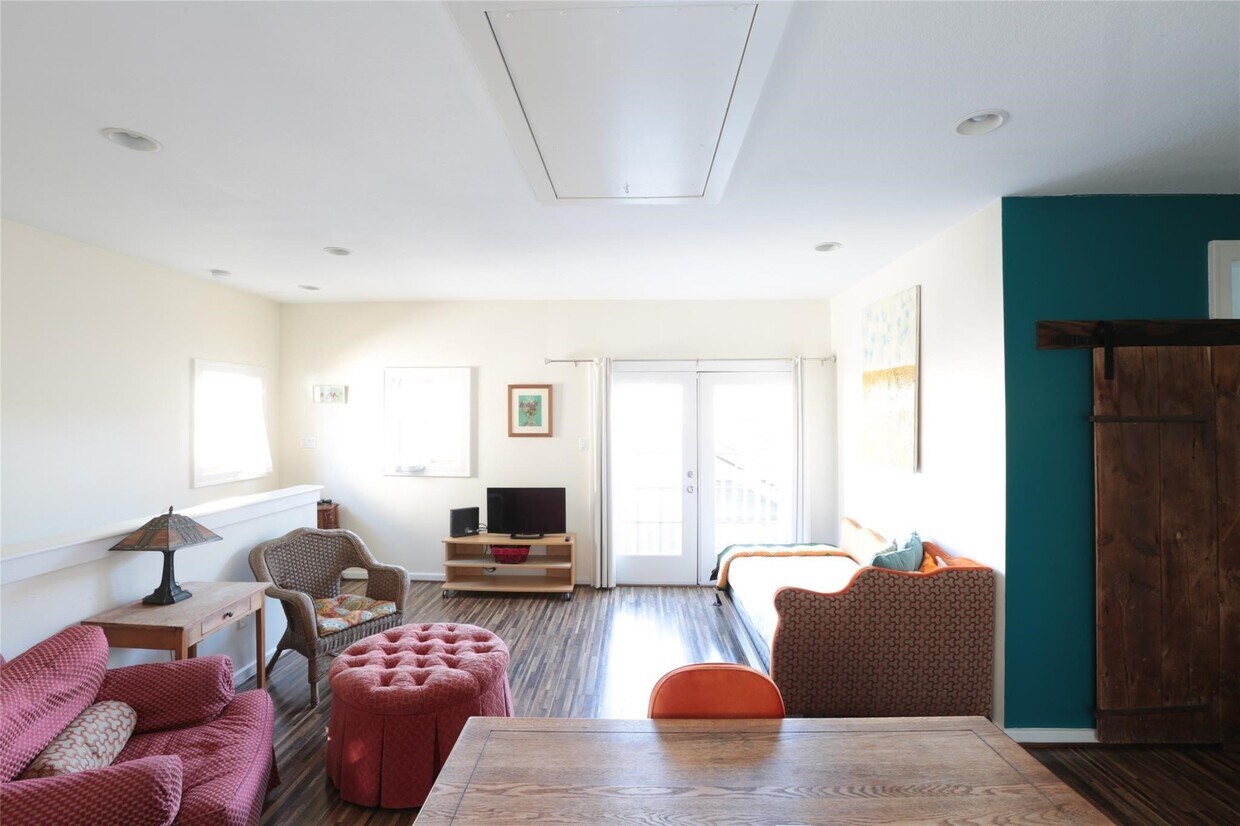 Foto del edificio - 1625 Harvard St