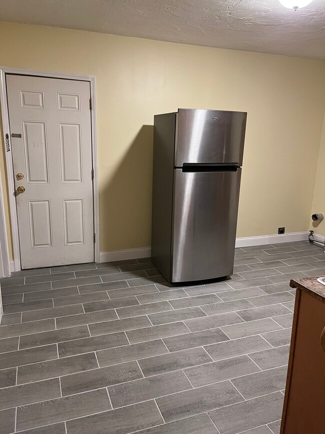Kitchen - 306 Lovell St