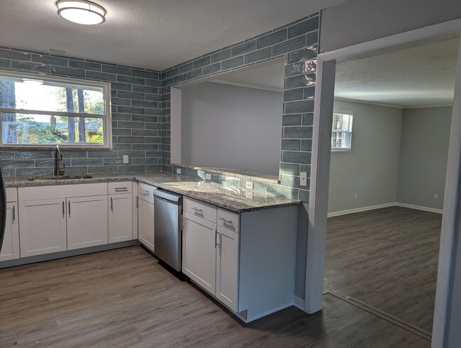 Building Photo - 8400 Alderman Rd