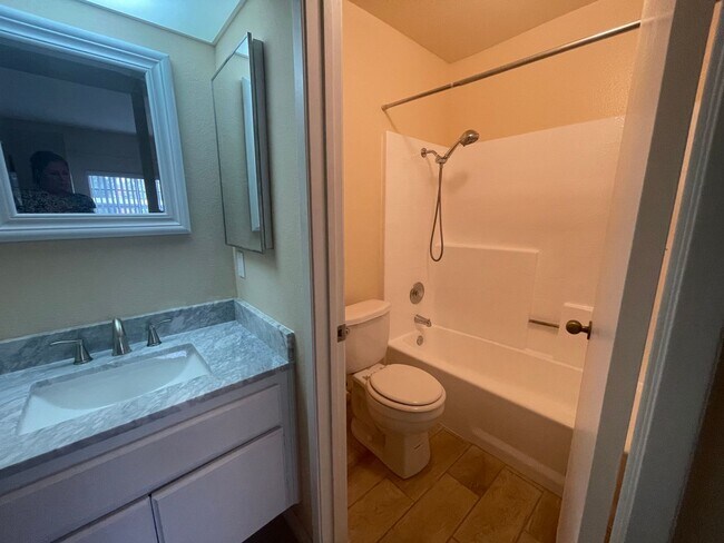 Foto del edificio - Adorable 2bdrm/2ba in Rancho Santa Margarita