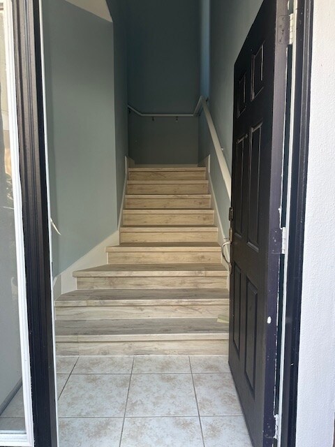 Foto del edificio - 6608 S Goldenrod Rd