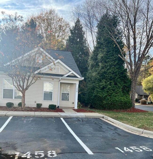 Newly Renovated End Unit Condo for Rent in Clover, SC