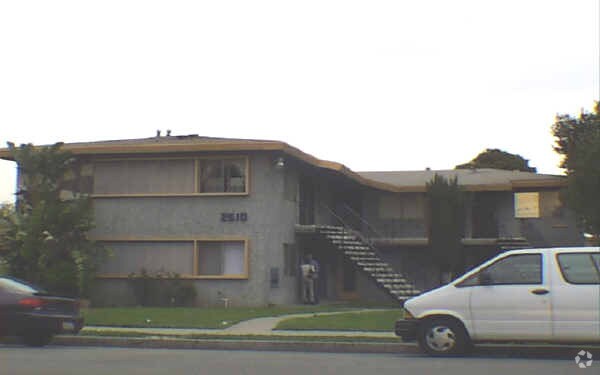 Building Photo - 2510 New Ave