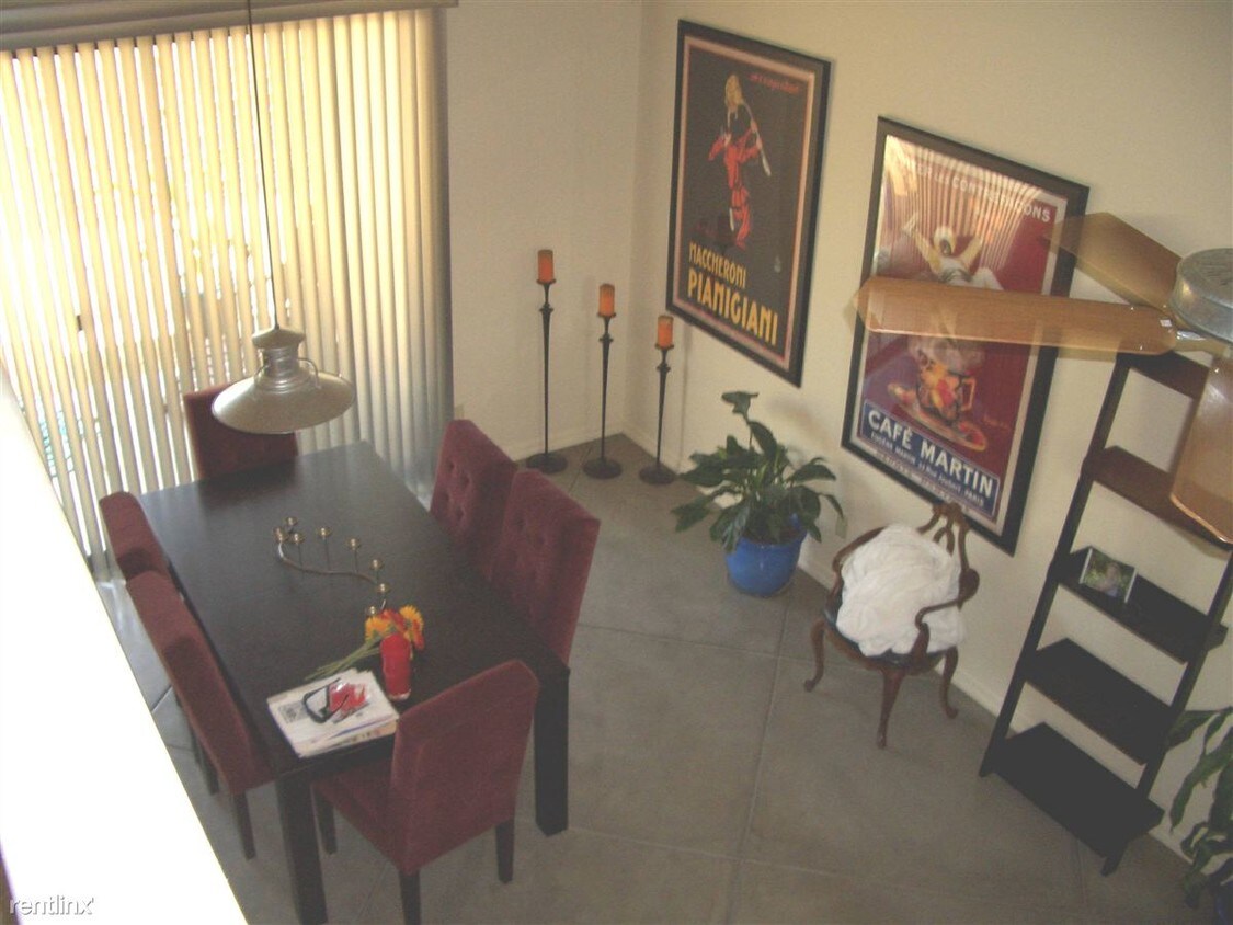 Foto del edificio - 3074 N Presidio Park Pl