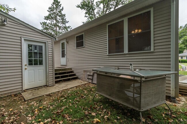 Foto del edificio - 505 S Highland Ave