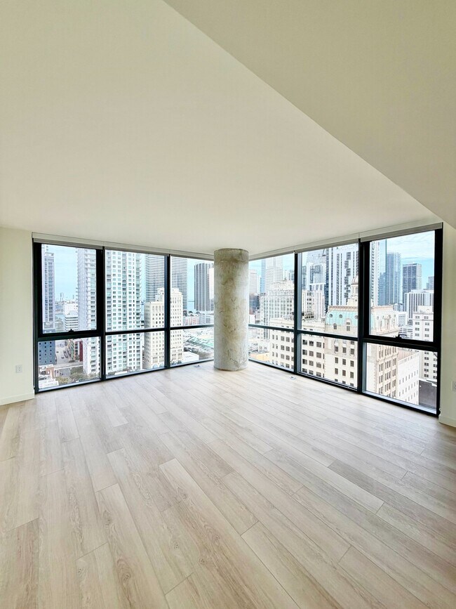 Foto del edificio - 141 NE 2nd St