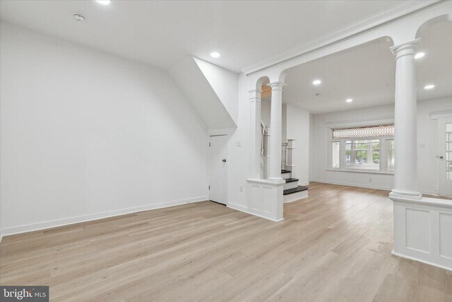 Foto del edificio - 5803 W Thompson St