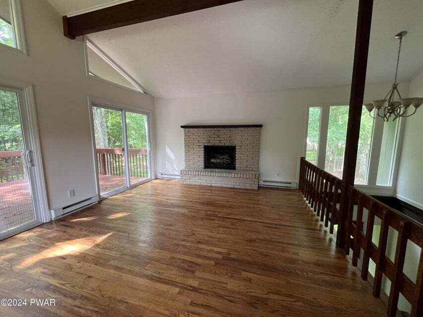 Primary Photo - 160 Ridge Dr