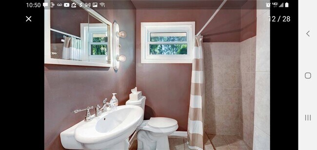 Foto del edificio - 156 Highland Park Cir