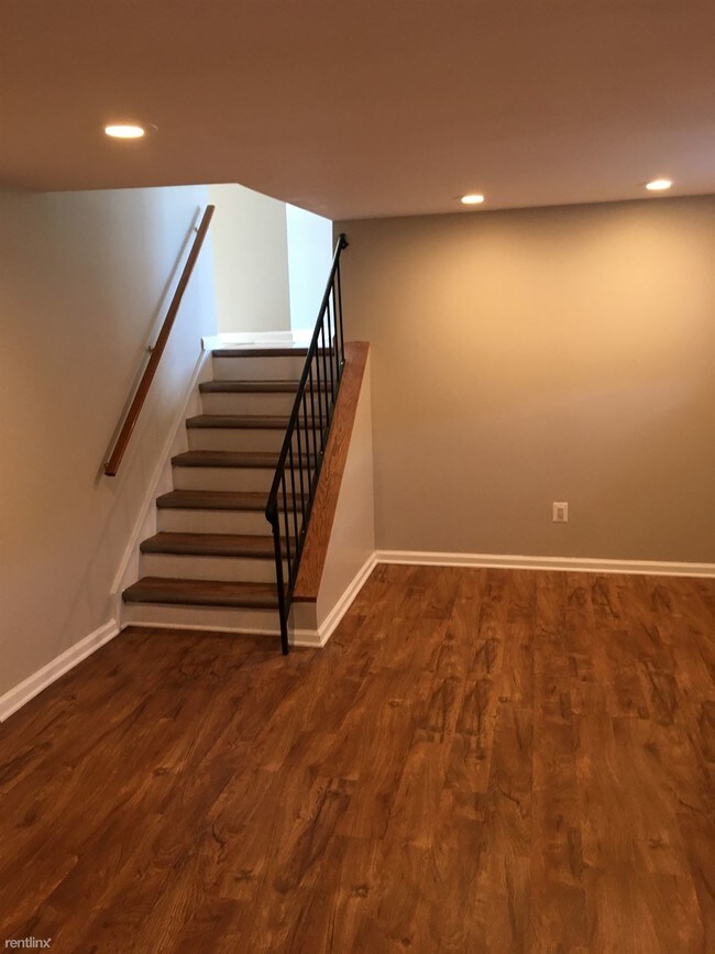 Foto del edificio - 3 br, 1.5 bath House - 1154 S Henry Ruff Rd