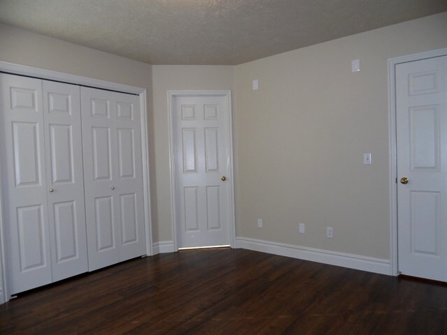 Building Photo - 487 W 1780 N