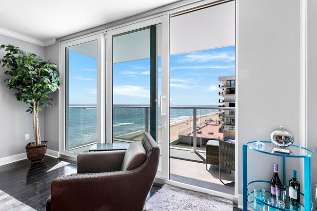 Building Photo - 3450 S Ocean Blvd