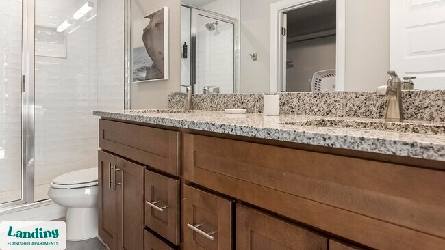 Foto del edificio - 3401 Redbud Ln