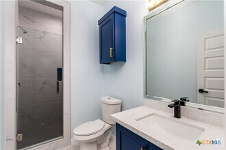 Building Photo - 1707 Angelina Dr