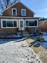 Building Photo - 3251 N Osage Ave