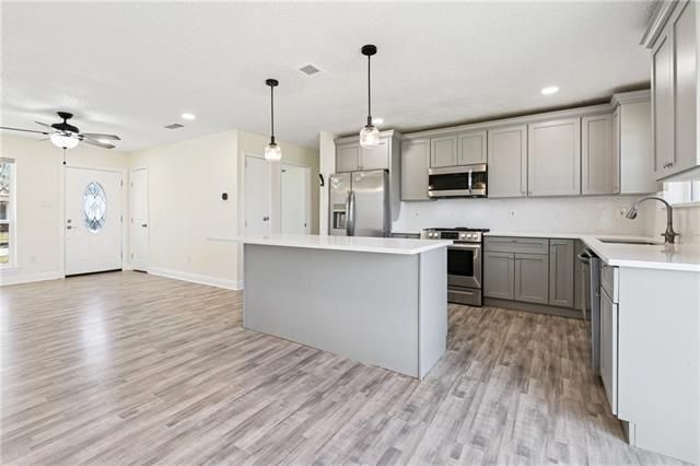 Building Photo - 5068 Lyons Ct