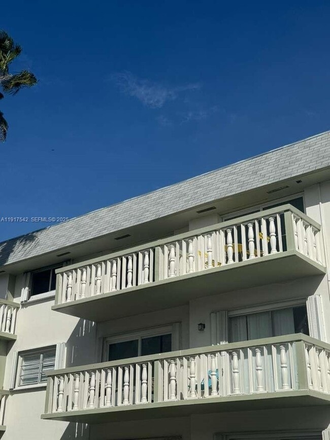 Photo - 15201 NE 6th Ave Apartment