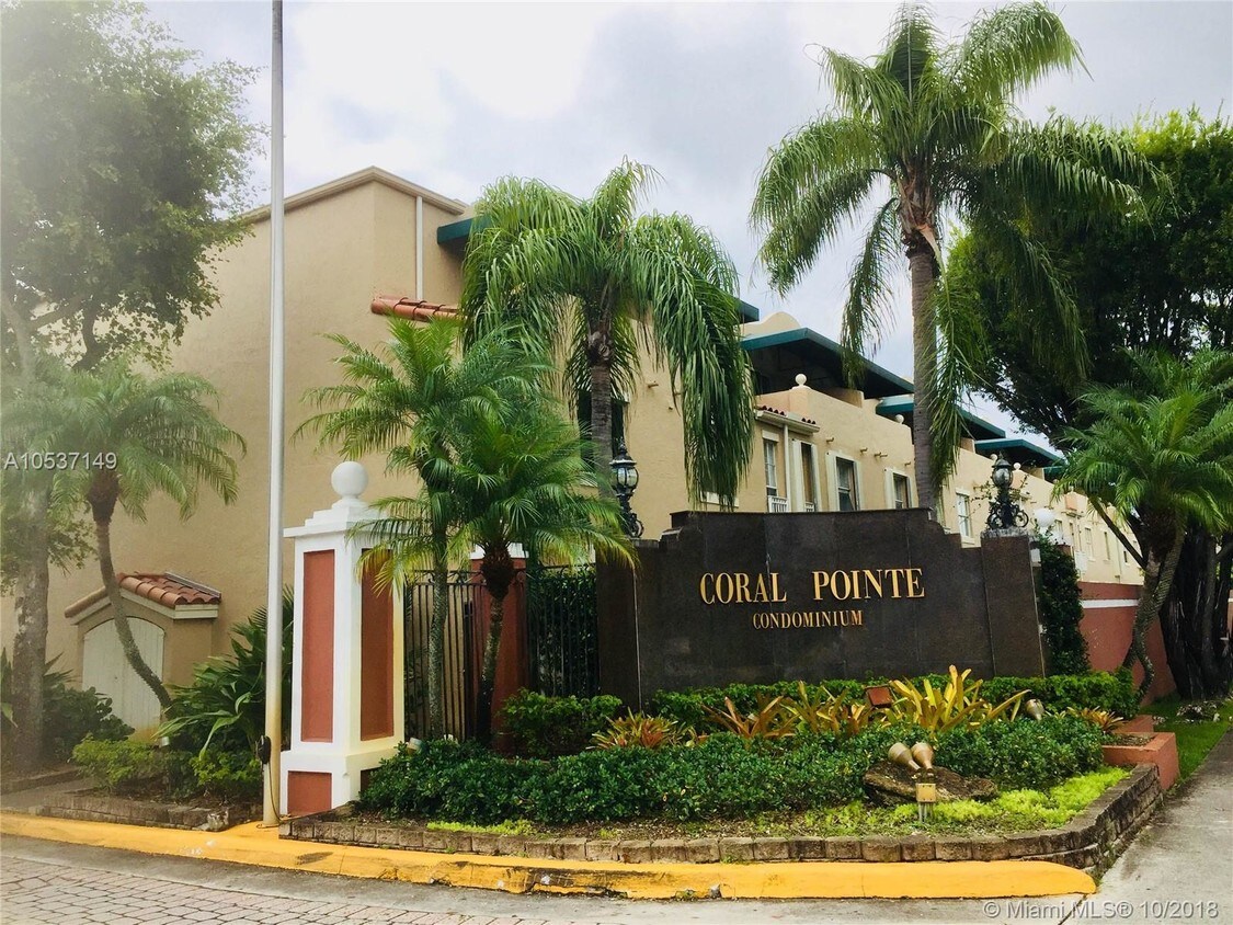 Foto del edificio - 8665 NW 6th Ln