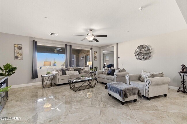 Foto del edificio - 22250 W Ashleigh Marie Dr