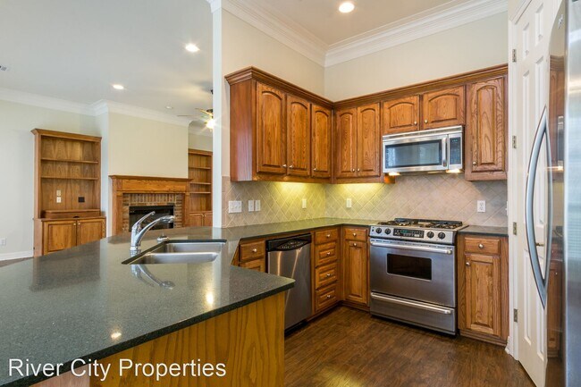 Building Photo - 3 br, 2 bath House - 1014 AZALEA GARDEN DR...