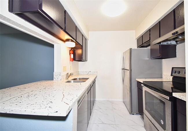Foto del edificio - 4647 Wild Indigo St