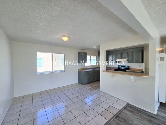 Foto del edificio - 1330 Walnut Ave