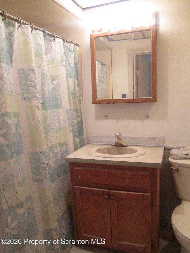 Foto del edificio - 811 Cedar Ave