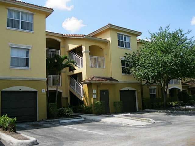 Building Photo - 9625 NW 1st Ct