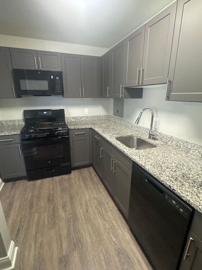 Interior Photo - Hewitt Gardens Apartments