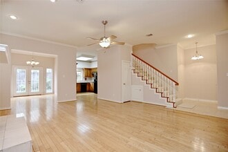Building Photo - 1721 Potomac Dr