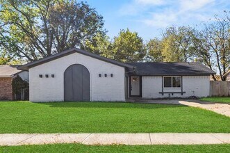 Building Photo - 124 Bowling Green Cir