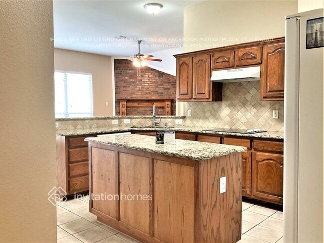 Building Photo - 2730 Beacon Hill Dr
