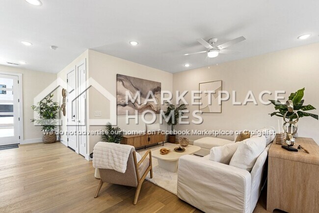 Building Photo - 115 Taverly Dr