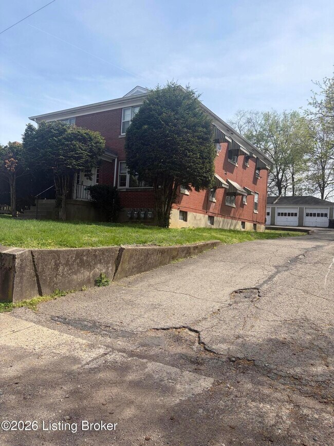 Foto del edificio - 218 W Florence Ave