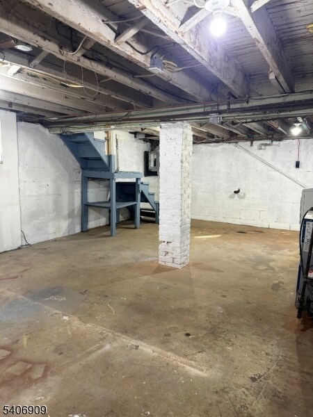 Foto del edificio - 1759 Whittier St