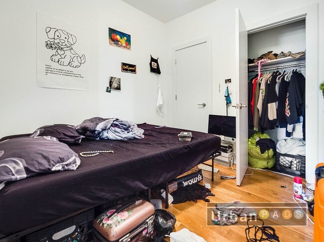 Foto del edificio - 1945 Broadway