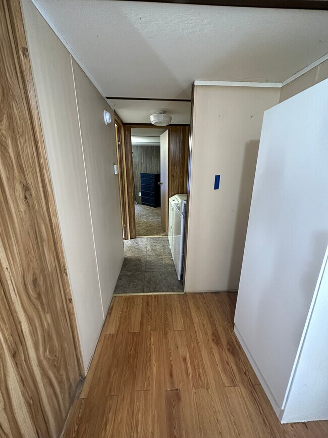 Foto del edificio - 383 Briarwood Rd