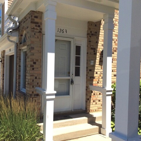Building Photo - 1263 Ranchview Ct