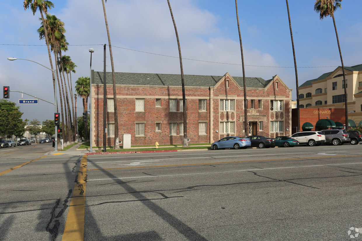 Building Photo - Stanford Arms