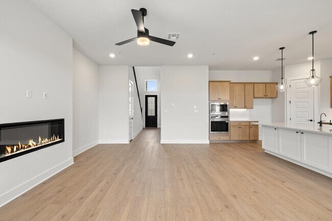 Foto del edificio - 6313 Leftwich Cv