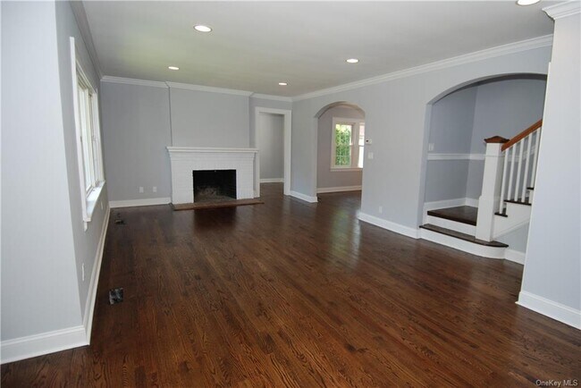 Building Photo - 514 Carroll Ave