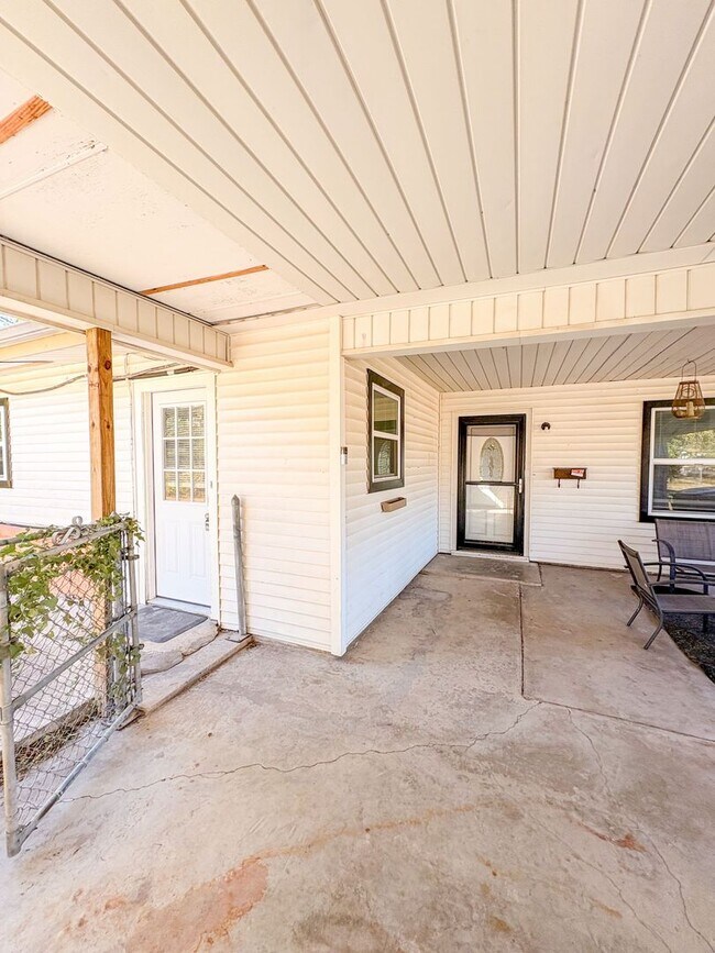 Foto del edificio - 1917 S 51st St