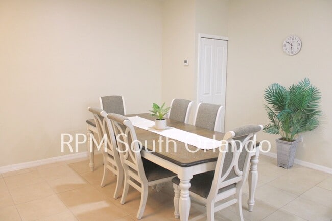 Photo - Beautiful Furnished 3-Bedroom, 2-Bathroom ... House